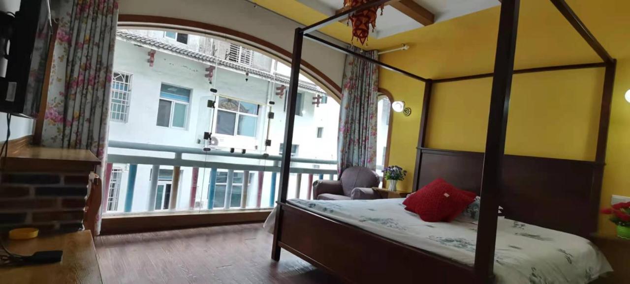 Zhangjiajie April Hostel Esterno foto