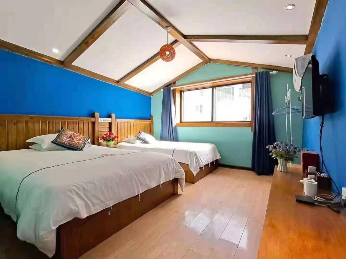 Zhangjiajie April Hostel Esterno foto