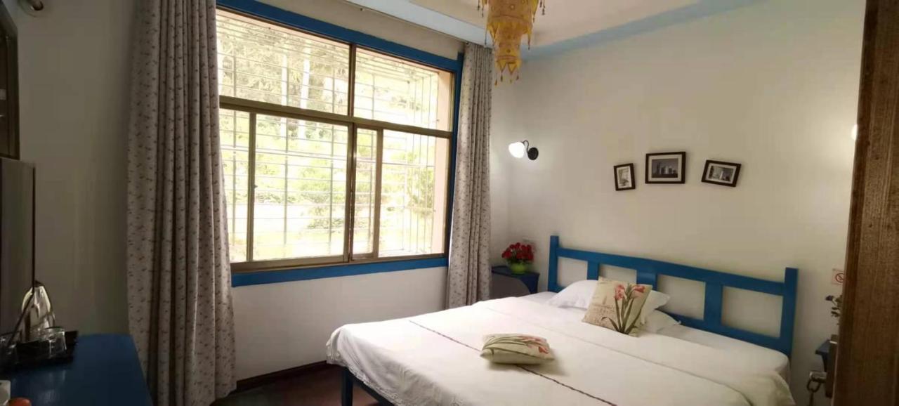Zhangjiajie April Hostel Esterno foto