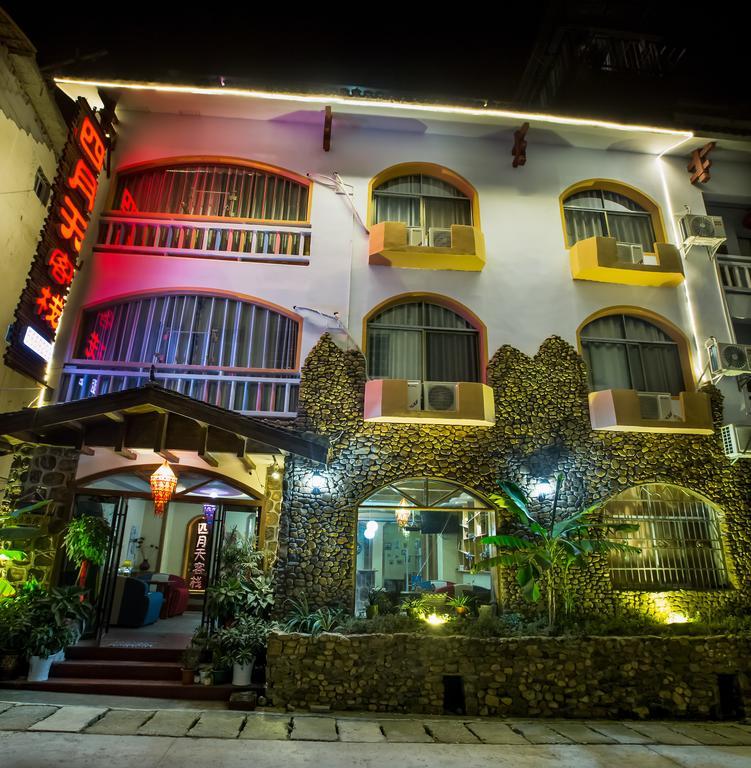Zhangjiajie April Hostel Esterno foto